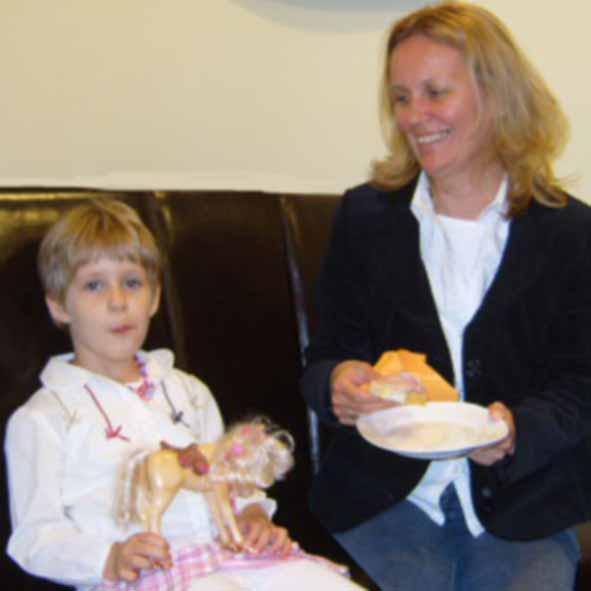 Csaplár Juli, Márkus Éva